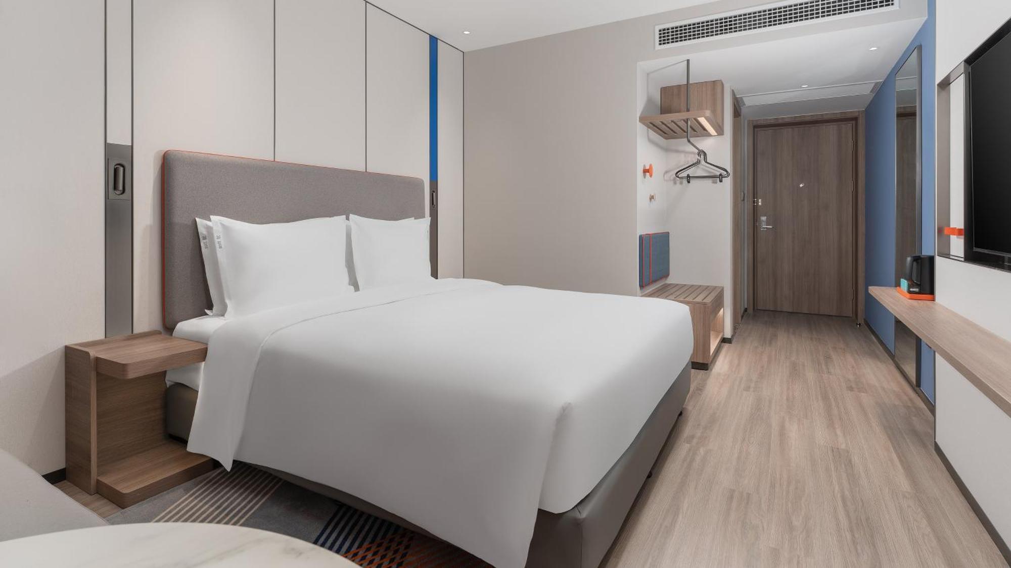 Holiday Inn Express Qingdao Shibei By Ihg Esterno foto