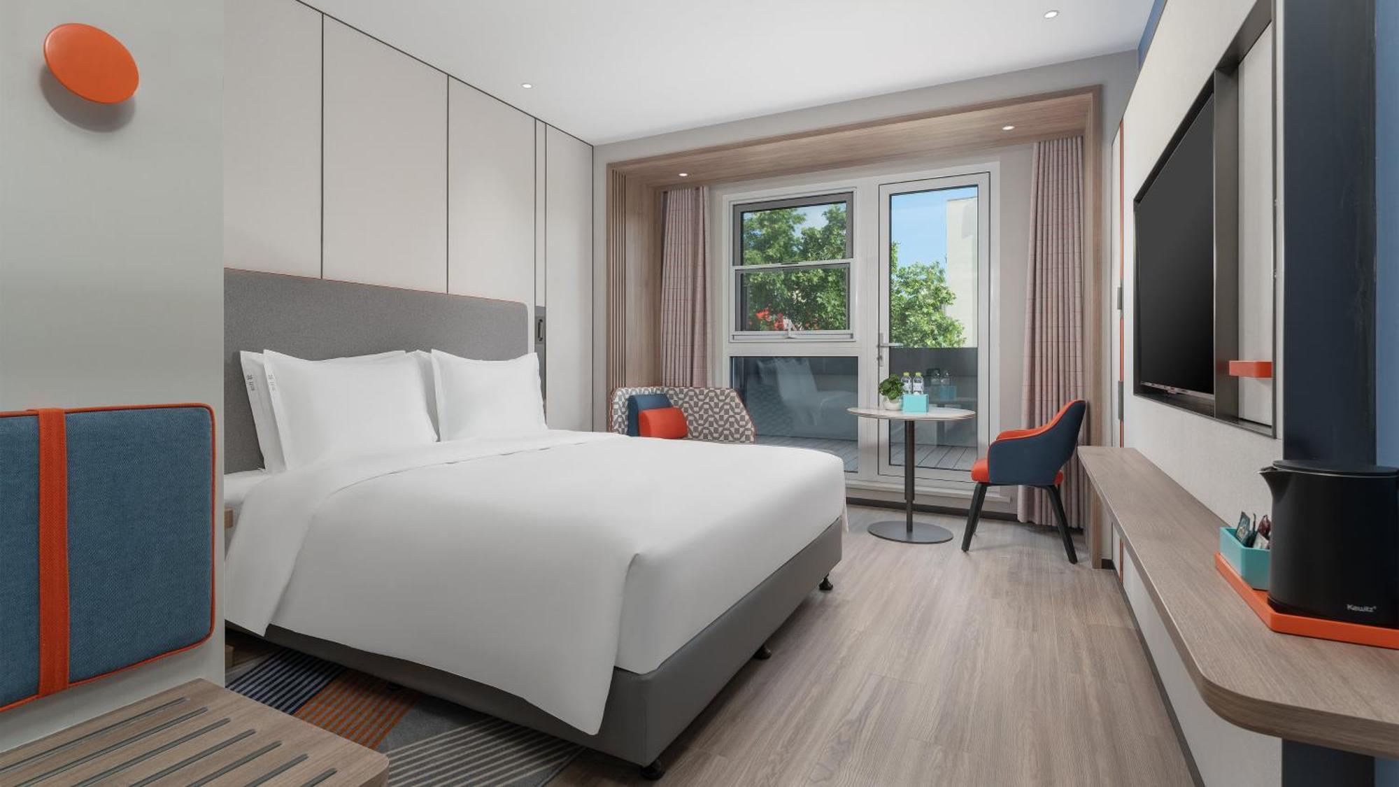 Holiday Inn Express Qingdao Shibei By Ihg Esterno foto