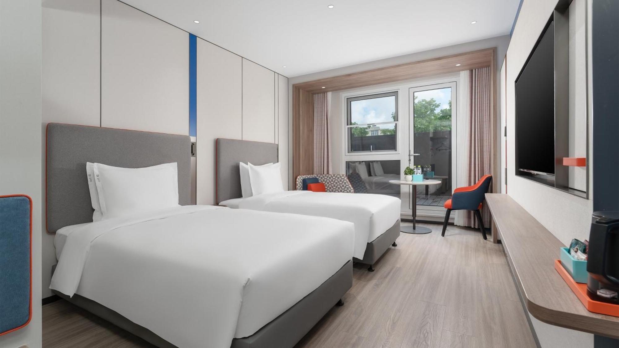 Holiday Inn Express Qingdao Shibei By Ihg Esterno foto